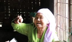 Bobby Nasution Merealisasikan Janjinya kepada Nek Sarifah - JPNN.com