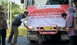 Ridwan Kamil Melepas Ekspor 20 Ton Teh ke UEA - JPNN.com
