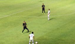 Arema FC Gagal Lolos, Kuncoro Sebut Skuadnya Belum Padu dan Terlena saat Unggul - JPNN.com