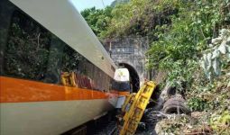 Kecelakaan Kereta Api di Taiwan Renggut 48 Nyawa, Belum Ada Laporan soal WNI - JPNN.com