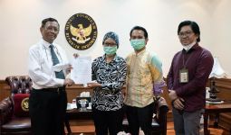 Mahfud MD Bakal Gelar Pertemuan Besar untuk Mengawal Kasus Penganiayaan Jurnalis Tempo - JPNN.com