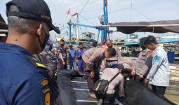 Kapal Nelayan Membawa 32 ABK Tabrakan di Perairan Indramayu, 17 Orang Hilang - JPNN.com