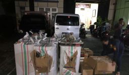 Bea Cukai Kudus Sita Ratusan Ribu Batang Rokok Ilegal di Minibus, Pemiliknya? - JPNN.com