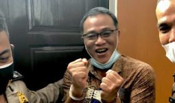 Berbicara kepada Hakim, Jumhur Hidayat Meminta Laptop Anaknya Dikembalikan - JPNN.com