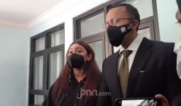 Thalita Latief Sebut Dennis Rizky Tak Pernah Beri Nafkah: Saya Banting Tulang Untuk Anak Saya - JPNN.com