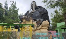 Patung Gorila Roboh Akibat Gempa - JPNN.com