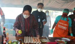 Temui Warga di Dua Lokasi Pengungsian, Mensos: Kami Ingin Pastikan Korban Bencana Dapatkan Makanan dan Logistik - JPNN.com