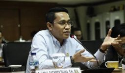 Rachman Thaha Sentil Oknum Komisaris Pelni soal Larangan Ceramah, Kalimatnya Tajam - JPNN.com