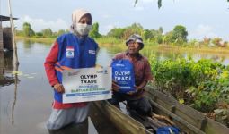 Olymp Trade Gandeng DT Peduli Salurkan Bantuan untuk Korban Banjir Kalsel - JPNN.com