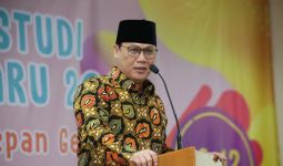 Ahmad Basarah Berharap Buku 'Catatan Merah' Karya Guntur Soekarnoputra Dibaca Generasi Milenial - JPNN.com