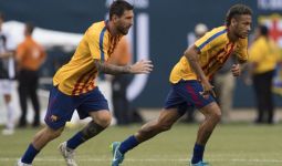 Kabarnya Messi Goda Neymar, Bukan Sebaliknya ya? - JPNN.com