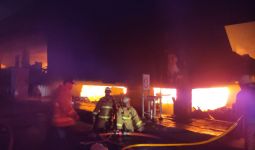 Kebakaran Hebat Blok C Pasar Minggu, Ini Imbauan Penting Plt Wali Kota Jaksel - JPNN.com