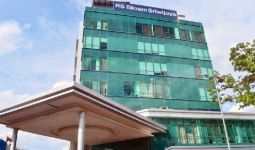 Perawat RS Siloam Sriwijaya Itu Dipukul, Ditendang, Disuruh Bersujud Minta Maaf - JPNN.com