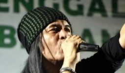 Henry Boomerang Masih Kritis, Royke Arek Band Galang Dana Lewat Konser Virtual - JPNN.com