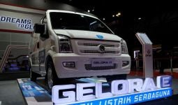 Mengenal Keunggulan Minivan Listrik Pertama di Indonesia - JPNN.com