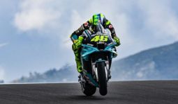 MotoGP 2021 Baru Berjalan 3 Seri, Valentino Rossi Mengaku Menyerah - JPNN.com