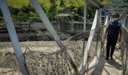 Bendungan Kambaniru di Sumba Timur NTT Rusak Diterjang Banjir, Begini Respons Azis Syamsuddin - JPNN.com