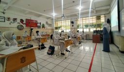 Begini Mekanisme Penilaian Ujian Kelususan SMP di Surabaya - JPNN.com