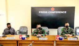 TNI Kerahkan 21 Kapal Perang untuk Mencari Kapal Selam Nanggala-402 yang Hilang Kontak - JPNN.com