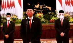 Disasar Kritik Bertubi-tubi, Nadiem Makarim Ucap Hamdalah Masih Dipercaya Jokowi - JPNN.com