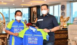 Terima Kunjungan Ibas Racing Team, Bamsoet Dorong Lahirnya Pembalap Wanita Berprestasi - JPNN.com