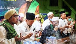 Di Ponpes Al-Husainy Banten, LaNyalla Minta Didoakan Agar Selalu Amanah - JPNN.com