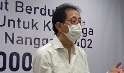 Sido Muncul Beri Sumbangan kepada Keluarga Prajurit Nanggala 402 yang Meninggal - JPNN.com