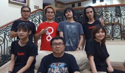 Log Zhelebour Siap Orbitkan Band Baru asal Surabaya - JPNN.com