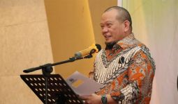 Ketua DPD RI Minta Komite III Kawal Persoalan PMI Ilegal - JPNN.com