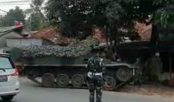 Kapendam Jaya Jelaskan Soal Tank TNI Disebut Ikut Menyekat Pemudik - JPNN.com