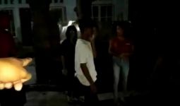 2 Pria Digerebek saat Asyik Berbuat Asusila Bersama Janda di Kamar Indekos, Videonya Viral - JPNN.com