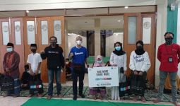 Forwot-Piaggio Indonesia Salurkan Bantuan untuk Anak Yatim dan Duafa  - JPNN.com