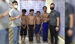 4 Pemuda Bersenjata Pisau dan Samurai Tawuran di Belawan - JPNN.com