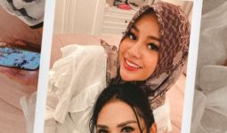 Aurel Hermansyah Melahirkan Anak Kedua di Tanggal Cantik, Krisdayanti Ungkap Hal ini - JPNN.com