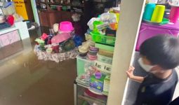 Lebaran Hari Pertama, Kota Sampit Dikepung Banjir - JPNN.com