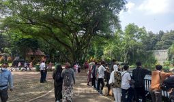 Libur Lebaran Kedua, Ribuan Orang Berwisata di Taman Margasatwa Ragunan - JPNN.com