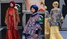 Keren! Keindahan Isi Dunia Diterjemahkan di Muslim Fashion Festival - JPNN.com