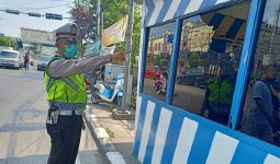 Pos Polisi Kranji Bekasi Dirusak Orang Tak Dikenal, Ditemukan Batu Kali - JPNN.com