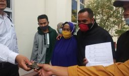 Gegara Tanah Senilai Rp 260 Juta, Anak Tega Gugat Ibu Kandung - JPNN.com