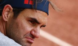 Federer Keok di Tangan Petenis Peringkat 75 Dunia - JPNN.com