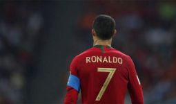 Fernando Santos Merasa Beruntung Memiliki Cristiano Ronaldo - JPNN.com