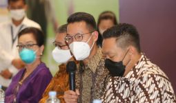 Nakes dari Siloam, Vaksinasi Gotong Royong di Spark Melayani 1.000 Orang per Hari - JPNN.com