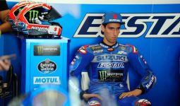 Pembalap MotoGP asal Spanyol Kecelakaan, Cederanya Mengkhawatirkan? - JPNN.com