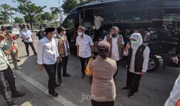 Pantau Penyekatan di Suramadu, Menkes Budi Minta Pemerintah dan Masyarakat Melakukan Ini - JPNN.com