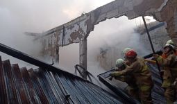 3 Ruko Ludes Terbakar di Cipayung, Sebegini Nilai Kerugiannya - JPNN.com