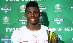 Pemain Kelahiran Kamerun Terpilih Sebagai Pemain Terbaik Wales Vs Swiss - JPNN.com