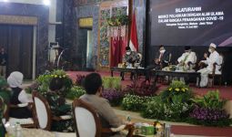 Bangkalan Genting, Menko Polhukam Mahfud MD Minta Kiai Ikut Turun Tangan - JPNN.com