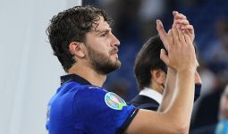 Italia vs Swiss: Manuel Locatelli Persembahkan Golnya untuk Keluarga dan Penggemar Italia - JPNN.com