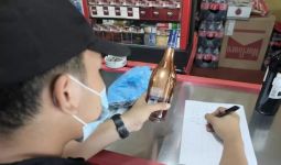 Lewat Opcuk, Bea Cukai Batam Menyita 31.756 Batang Rokok dan 717,3 Liter Miras Ilegal - JPNN.com