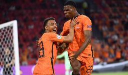 Gol Memphis Depay dan Dumfries Pastikan Belanda Lolos 16 Besar EURO 2020 - JPNN.com